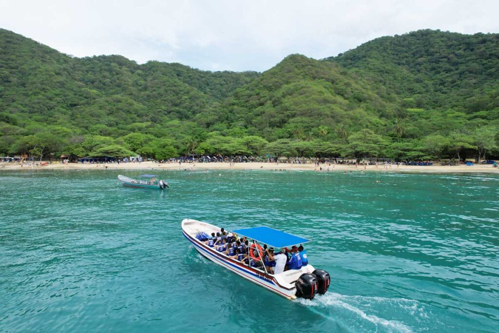 Esta imagen tiene un atributo ALT vacío; su nombre de archivo es bote-1-1024x683.jpg